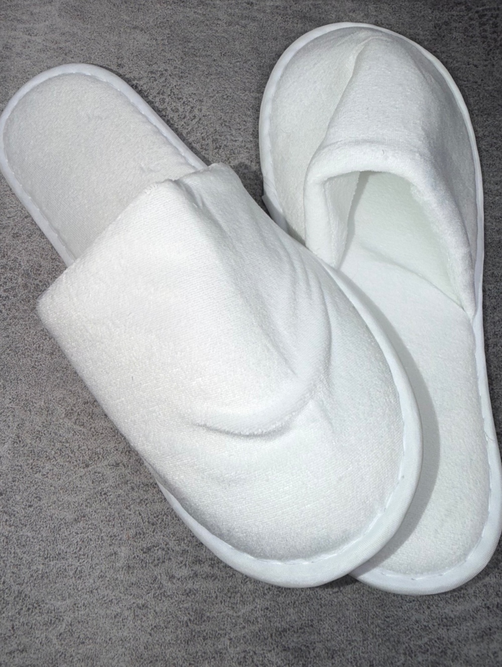 NEW Women's Plush Fleece House Slippers White Soft Cozy Indoor Slippers SZ 9-10